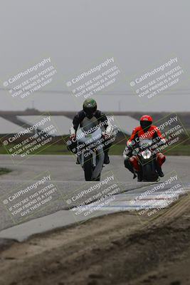 media/Nov-29-2025-TrackDaz (Sat) [[10ae2d9bce]]/C Group/Session 4 (Wheelie Bump)/